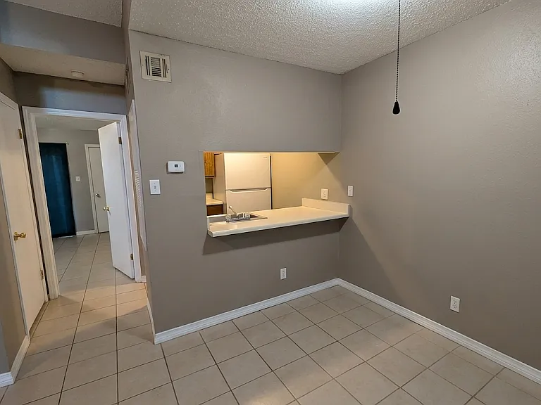 4841 Zenith St #3 — Photo 2