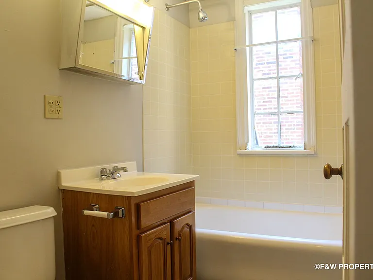 440-450 Rhoads Ave — Photo 25
