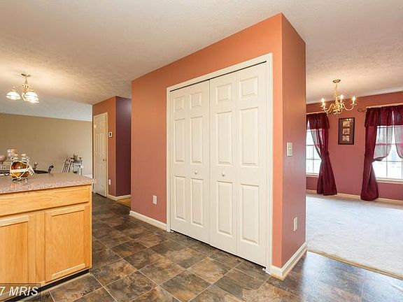 5th image of 6007 Sunny Meadows Dr