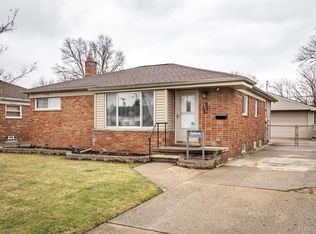 6619 Cardwell St, Garden City, MI 48135