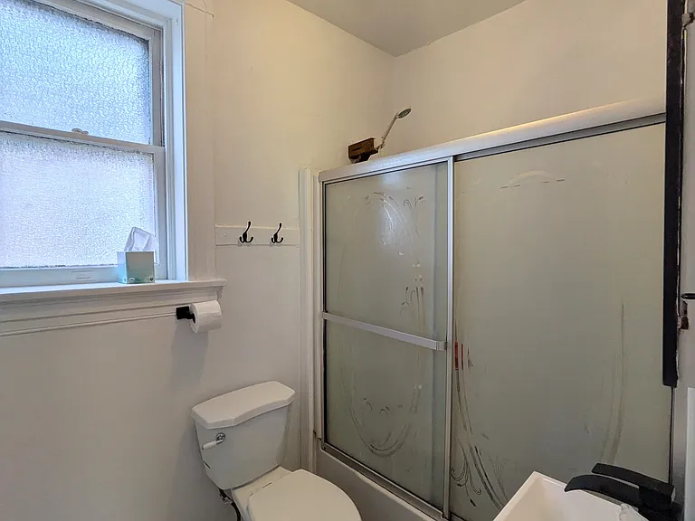 3463 Grace Ave #2 — Photo 7