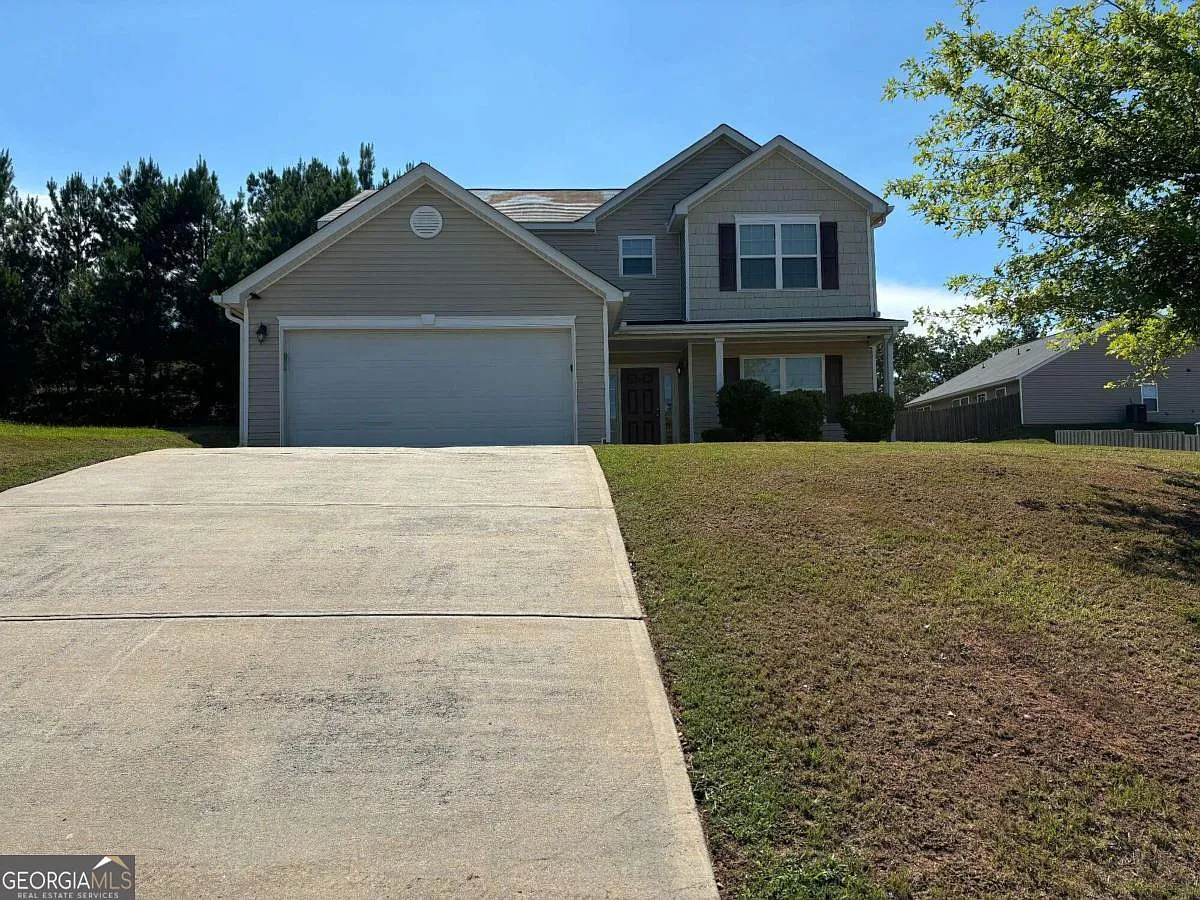 225 Heaton Dr photo 1