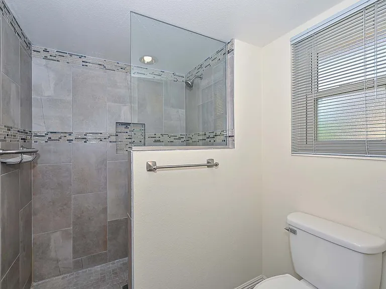 14227 W Yosemite Dr — Photo 22