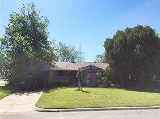 701 SW Sunset Ln, Burleson, TX 76028