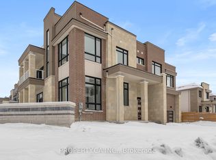 2 Yacht Dr, Clarington, ON L1C4B1