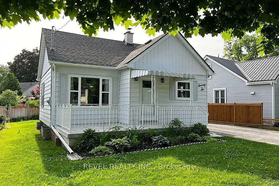 2 bed, $2,150 — Photo 1