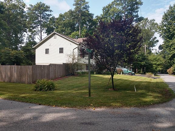 Corner lot