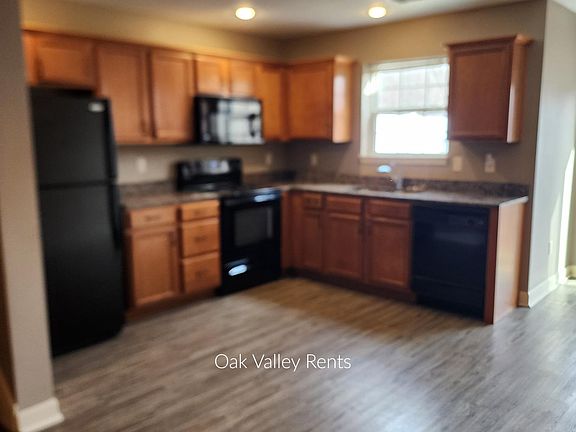 3rd image of 13687 Post Oak Ln