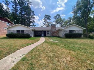 1607 Timberline Dr, Henderson, TX 75654