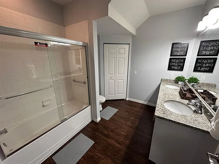 5368 Diplomat Ct #106 — Photo 7