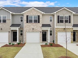 224 Kenmore Cir, Perry, GA 31069