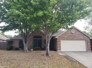 732 Bryan Dr, Burleson, TX 76028