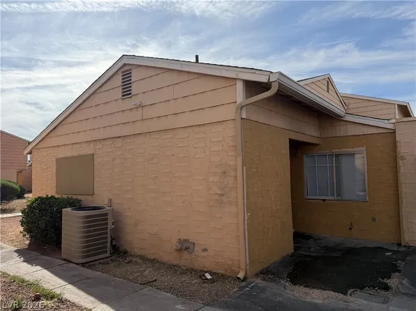 5206 Golden Ln, Las Vegas, NV