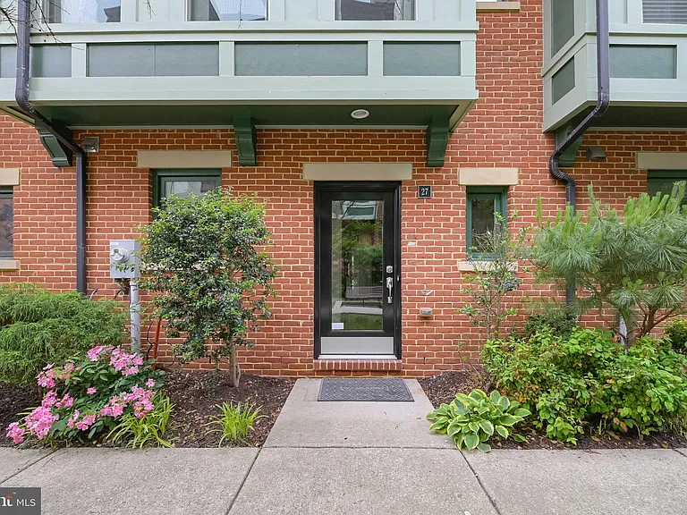 27 Yogurt Ln — Photo 41