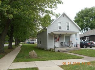 101 E Cooper St, Colfax, IL 61728