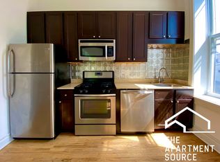 1248 W 18th St #2E, Chicago, IL 60608