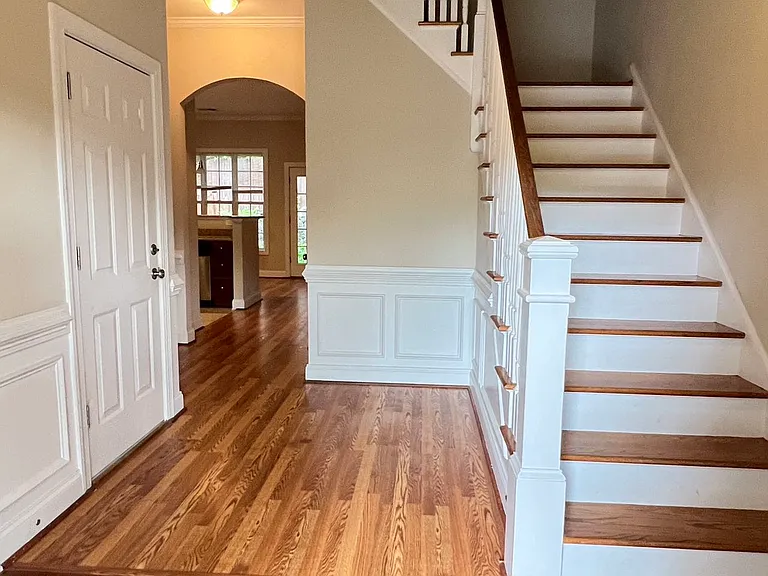 113 Park Ridge Way — Photo 1