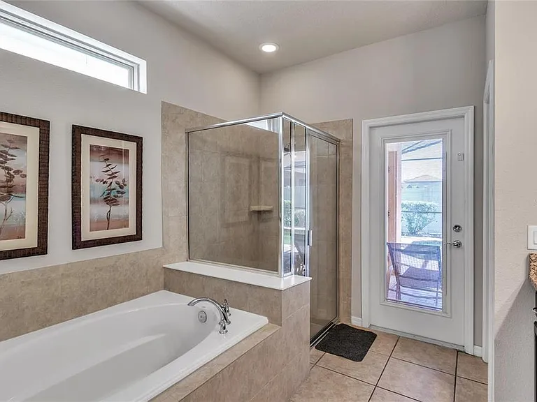 8916 Rhodes St — Photo 21