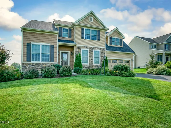 4 Matthews Court, Cohoes, NY 12047