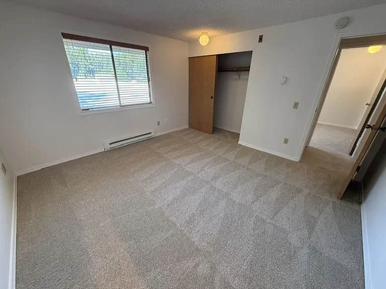 Price 4-Plex - Bothell — Photo 11