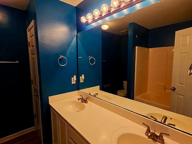 300 Caldwell Loop — Photo 9