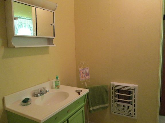 5th image of 2240 County Road 4074