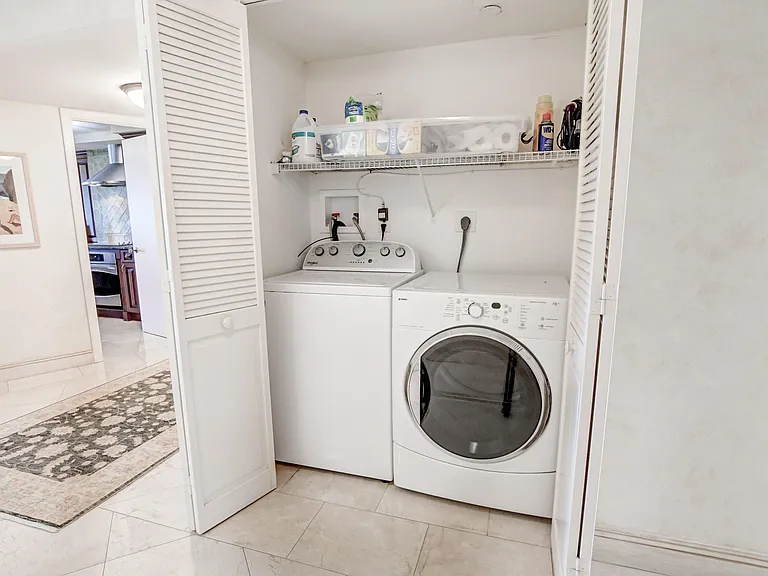 4301 N Ocean Blvd #607 — Photo 29