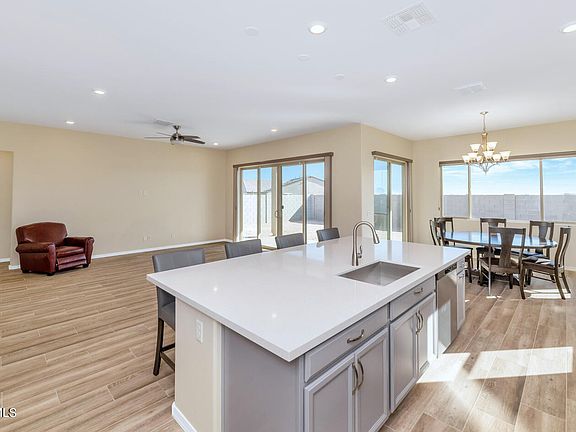 3rd image of 5521 N 193RD Avenue