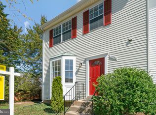 6988 Adonis Ct, Alexandria, VA 22315