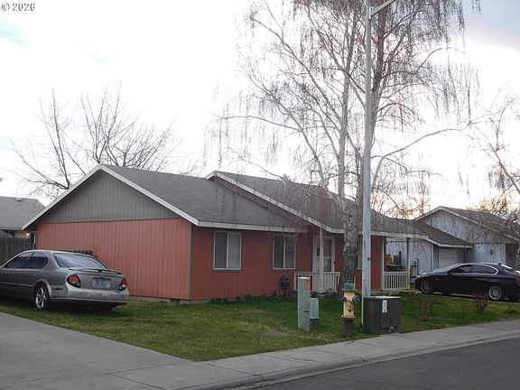 3rd image of 180 NE 15th Ave