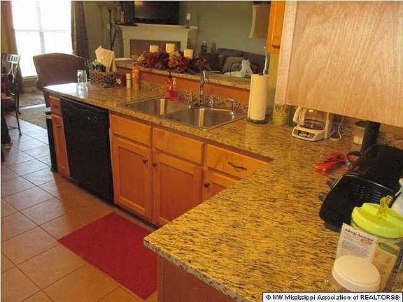 3rd image of 4256 Arabella Dr