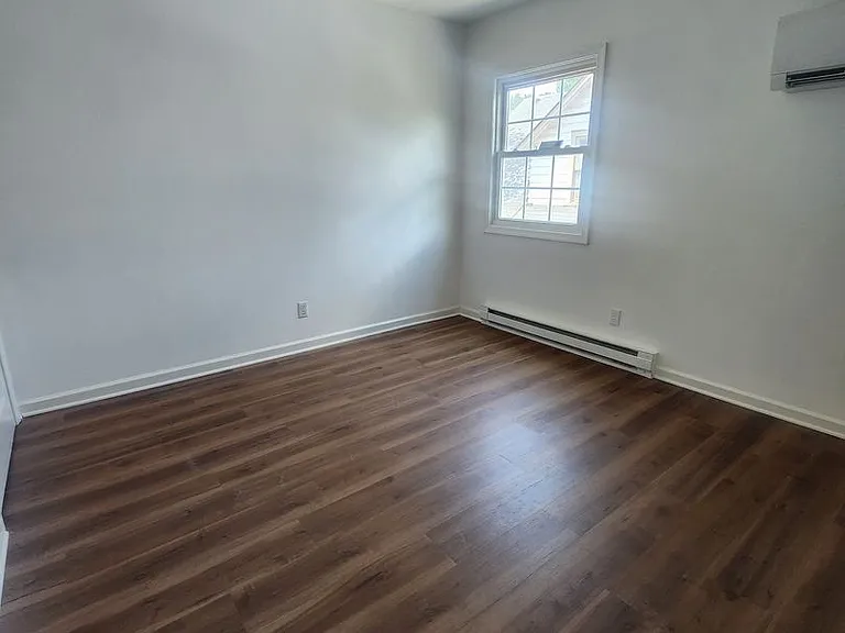 1114 Monticello Rd — Photo 9