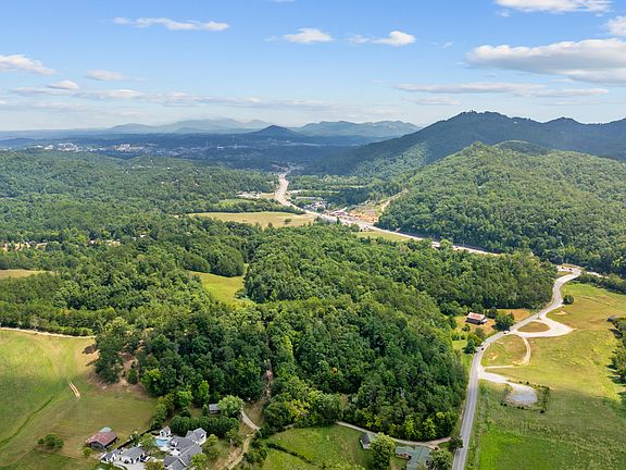 5th image of Waldens Creek Rd