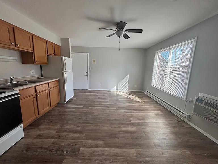 1039 N McAree Rd — Photo 8