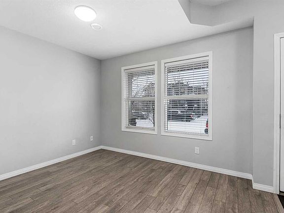 4th image of 280 N Williamstown Close NW #506