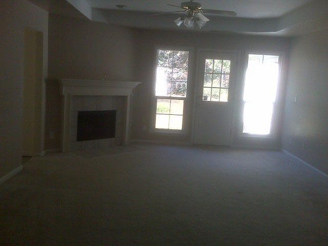 2nd image of 471 Inwood Trl