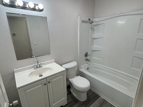 3rd image of 5966 Gilman Way