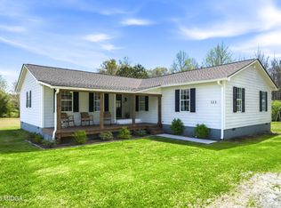 123 Mathews Rd, Milner, GA 30257