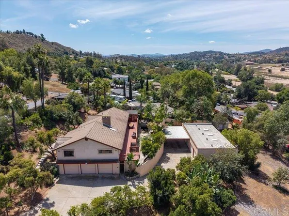 26635 Crescendo Dr, Escondido, CA 92026