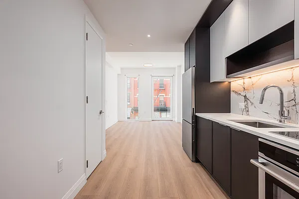 Kitchen, photo 2