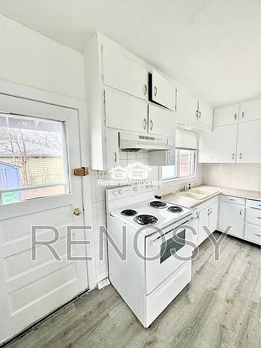 1534 63rd St Photo 1