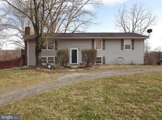 44 Surrey Dr, Wrightsville, PA 17368