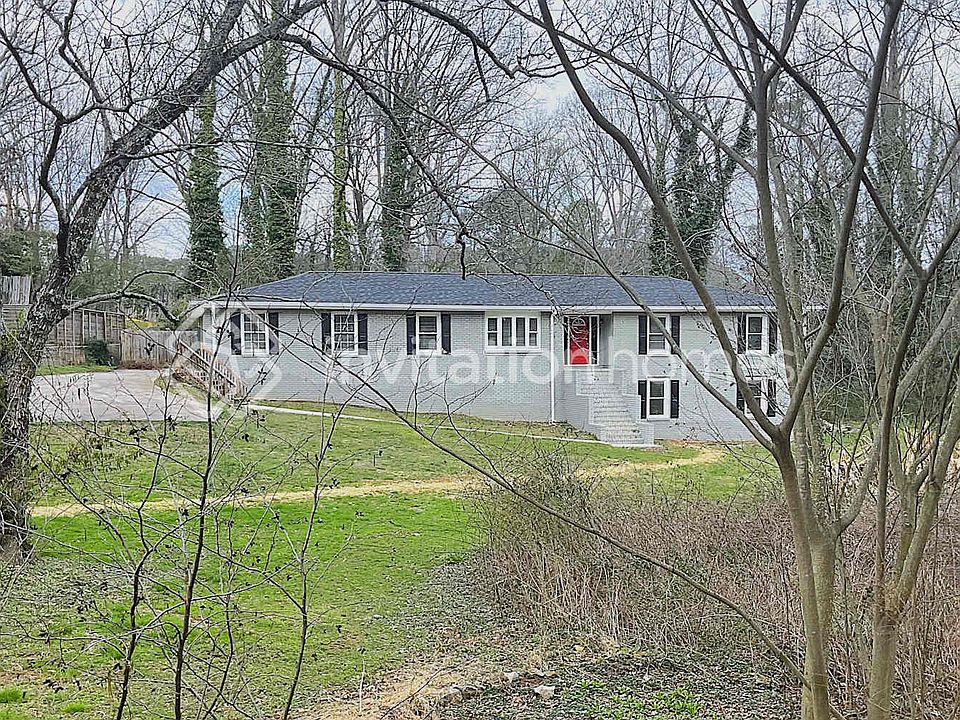 1st image of 221 Cherrywood Dr