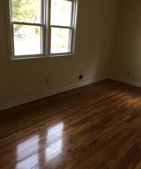 304 Jackson St — Photo 1