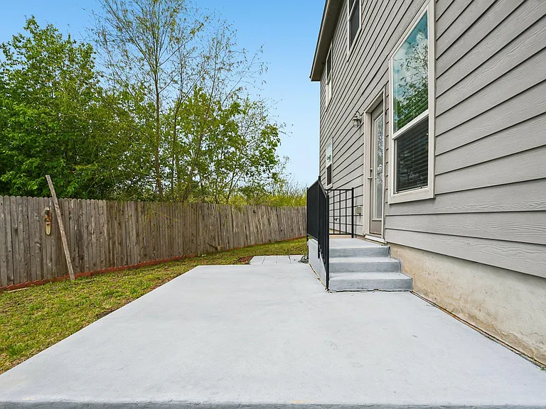 19219 Zachary Taylor St — Photo 38
