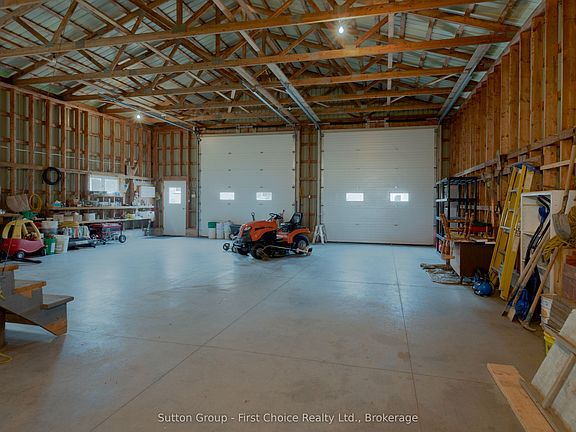 5th image of 4957 Perth St #119