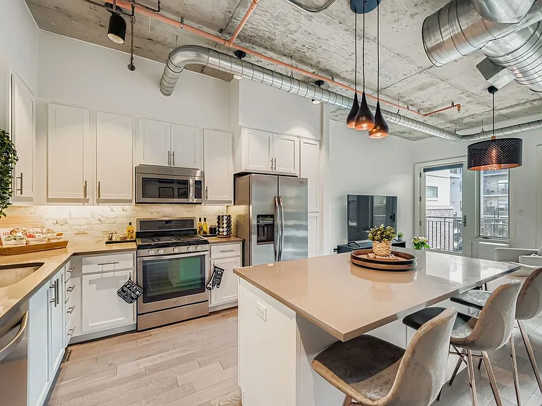 3401 Arapahoe Ave #212 — Photo 9