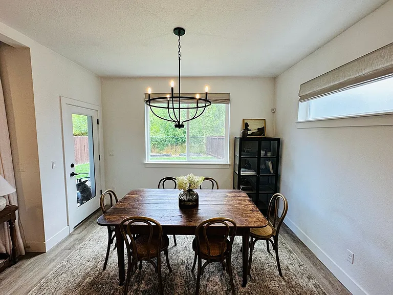 158 S 39th Dr — Photo 10
