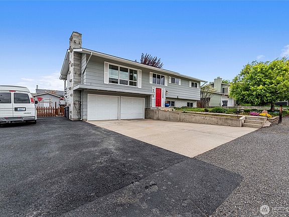 4th image of 701 Gormley Street NE
