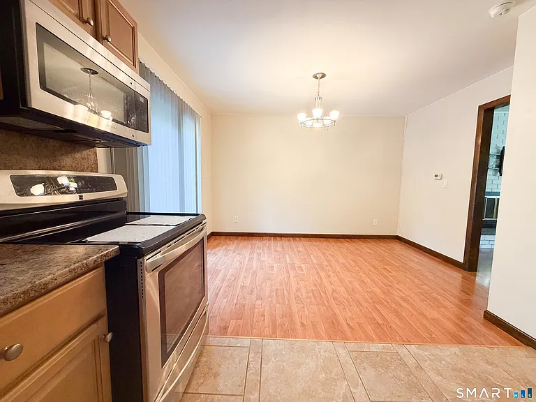 153 New Britain Ave — Photo 9